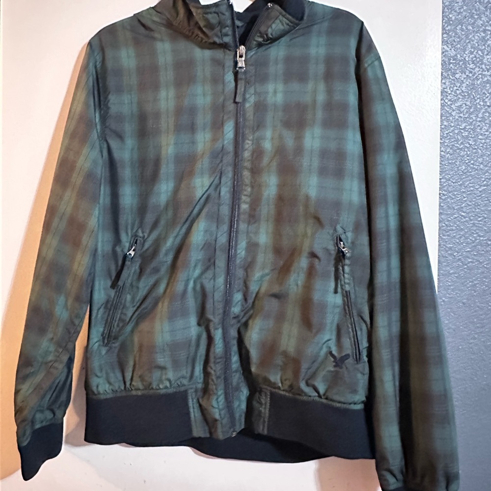 American Eagle Large Green & Black Plaid‎ Jacket